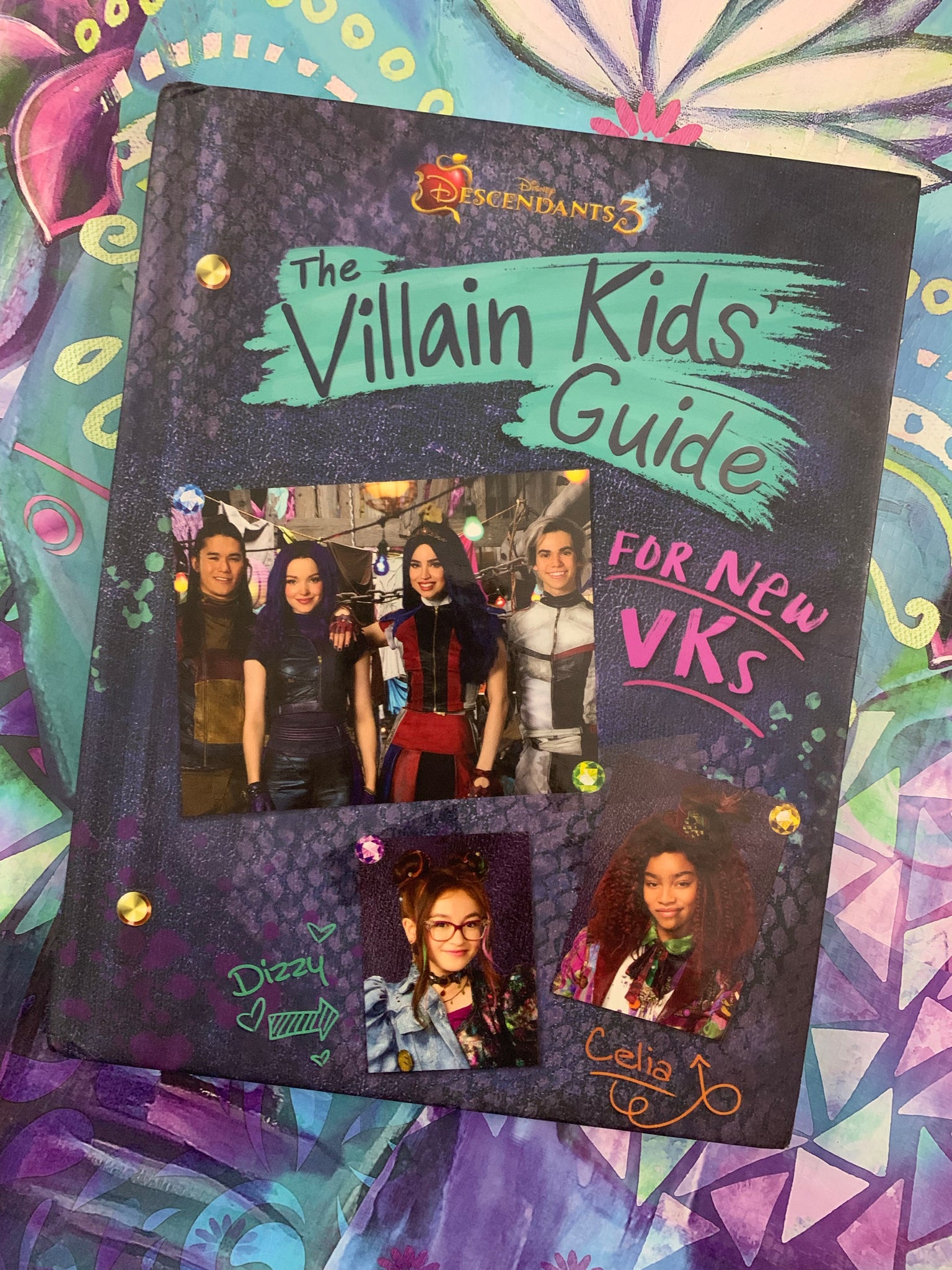 Descendants 3: The Villain Kids' Guide for New VKs by Disney Books